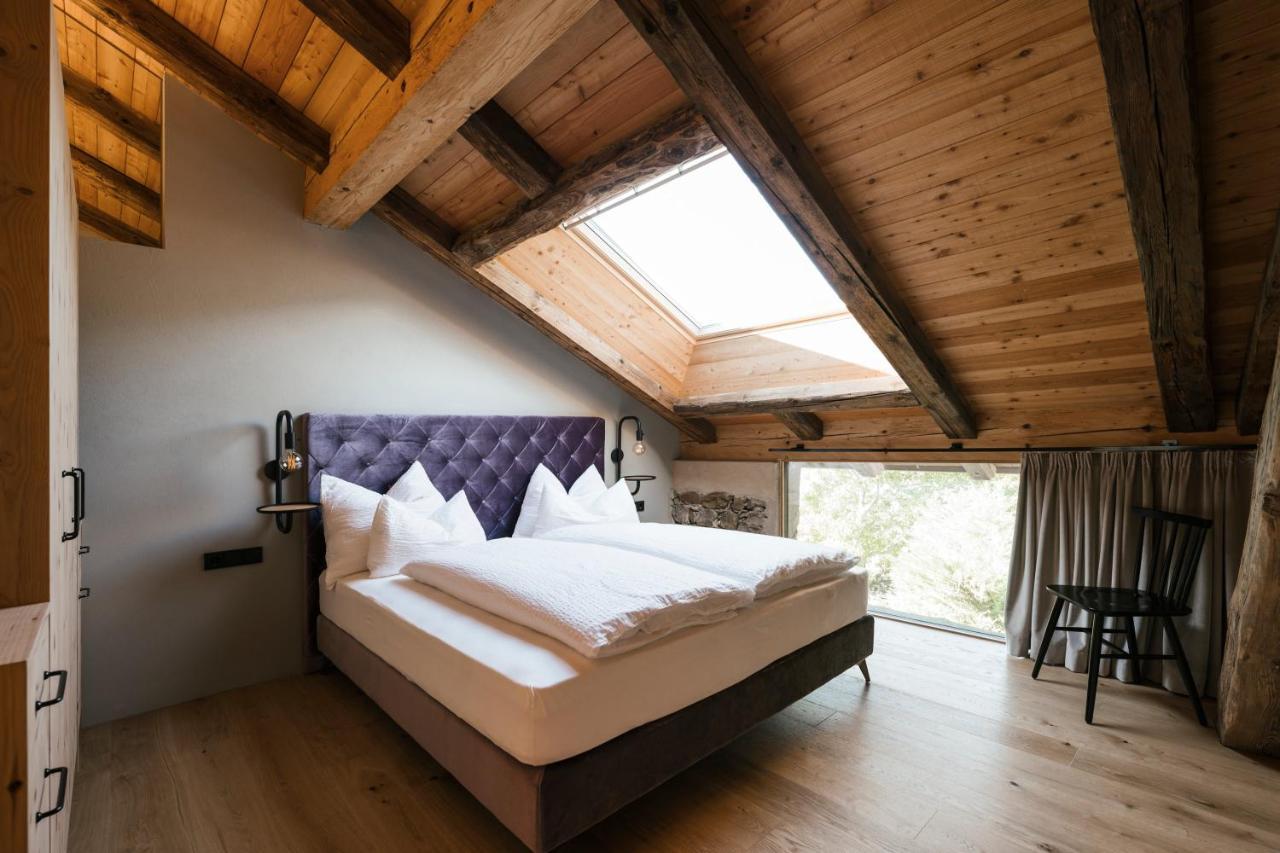 St. Vigilius Modern Historic Apartments Nalles Exterior photo